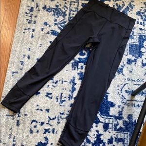 Lululemon IN MOVEMENT 7/8 TIGHT *EVERLUX 25"